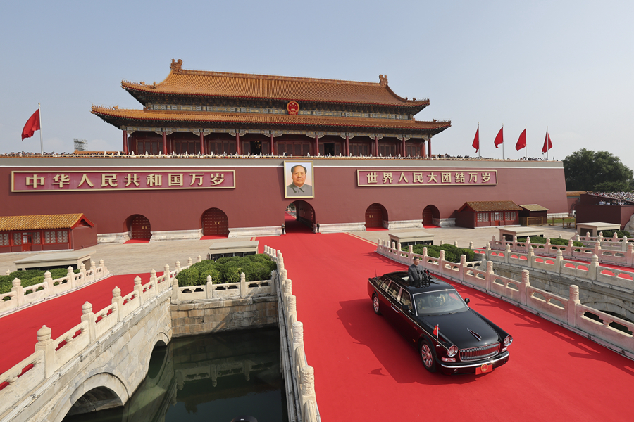 9月3日，纪念中国人民抗日战争暨世界反法西斯战争胜利80周年大会在北京天安门广场隆重举行。